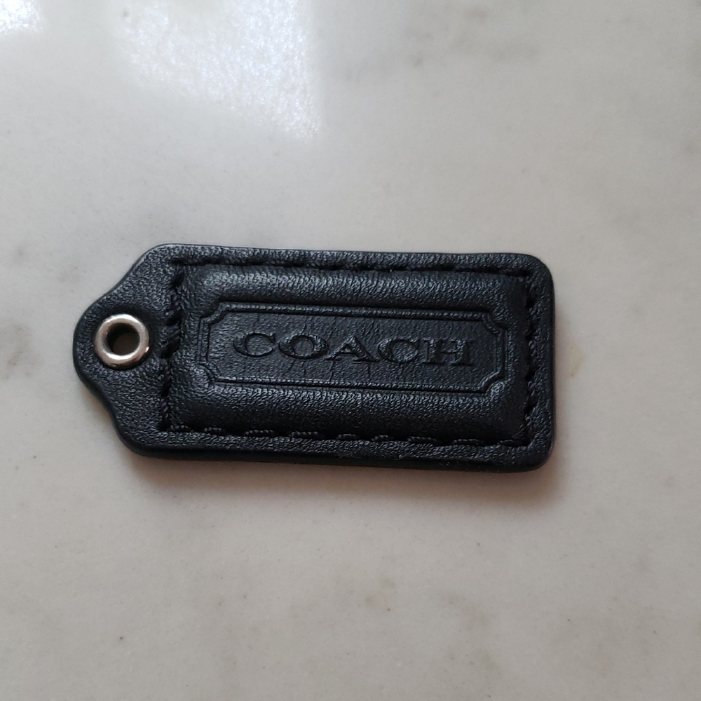 Coach Tag